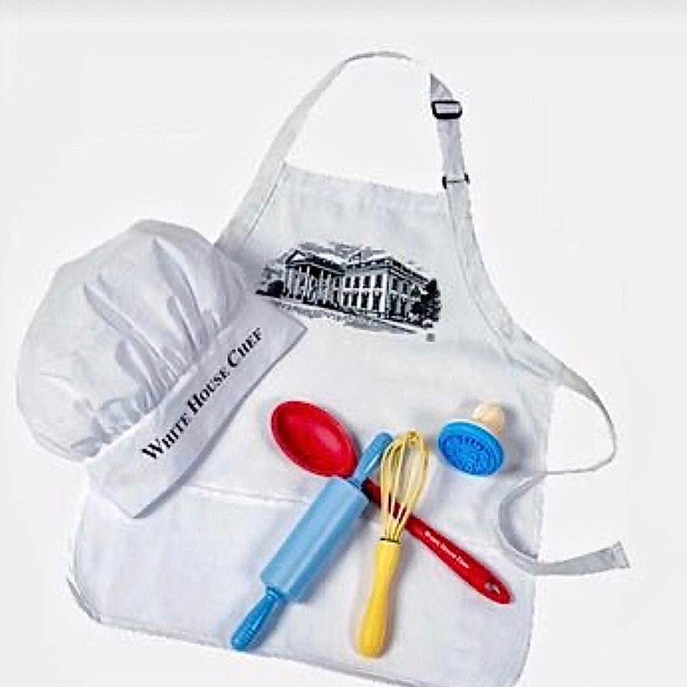 The White House Child’s 6 Piece Chef Set New in Box